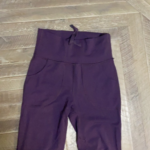 Lululemon leggings - Picture 3 of 5